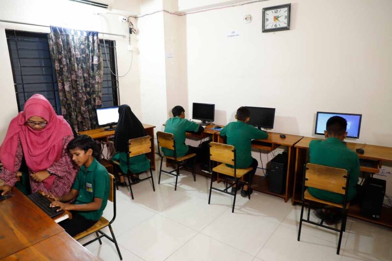 Bonoful Mohammadpur Computer Lab