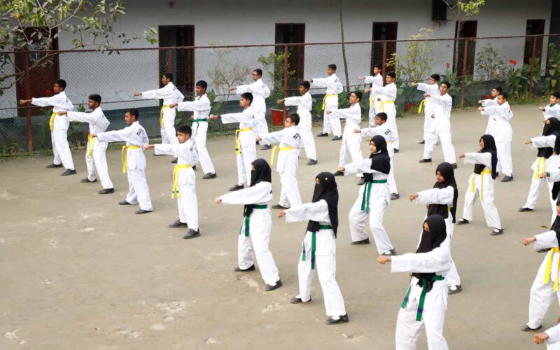 Bonoful School Uttara Taekwondo Students Are Practicing