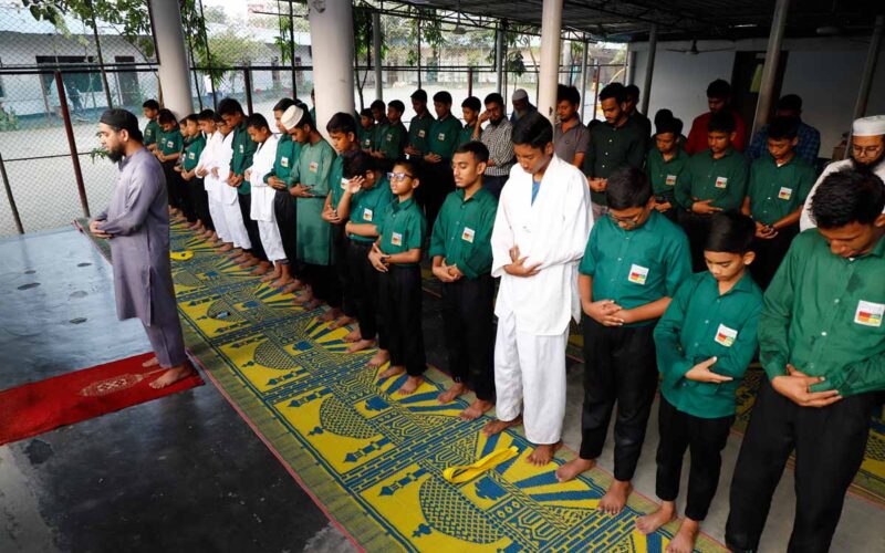 Bonoful School Uttara Teacher Leading The Salah